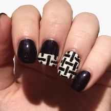 geometric pattern nails